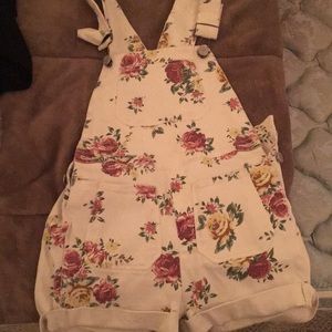 White formal short overalls